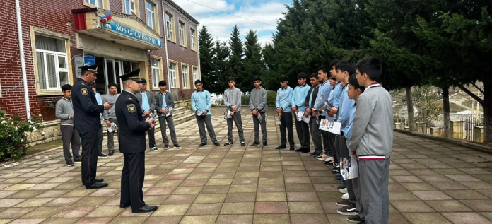 Polis Akademiyasında təhsilə təşviq məqsədilə bölgələrdə maarifləndirici tədbirlər davam etdirilir